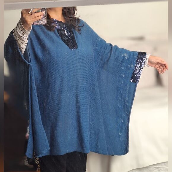 NWT Antthony Original L blue sweater, poncho, sequins - Picture 1 of 9